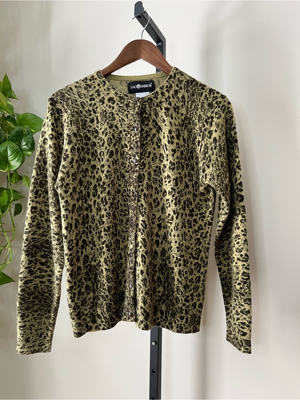 Sag Harbor Leopard Print Cardigan Sweater Size Small